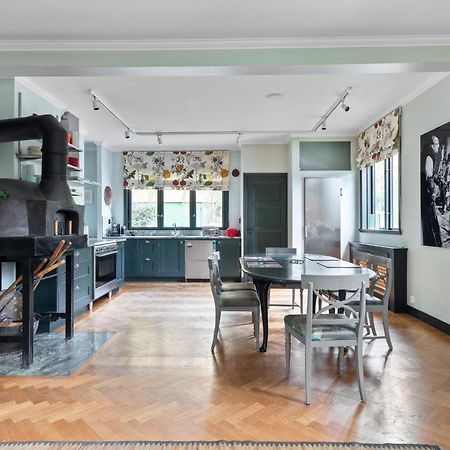 Fantastic 4 Bedroom Home In Bromma With Everything Stockholm Exterior photo